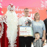 7-летняя Полина абсолютно случайно получила билет к Деду Морозу - СеверИнформ