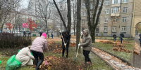 Прокуроры Ленобласти провели субботники перед зданиями надзорных ведомств - Online47.Ru