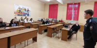 Рассказали студентам о службе - УФССП ЛО