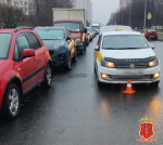 В Петербурге пятиклассница выбежала на дорогу и ее сбил Volkswagen