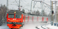 Пожилая женщина попала под колеса электрички под Петербургом - Online47.Ru
