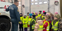 Изучаем безопасность на практике: экскурсия в пожарную часть для дошколят - ГУ МЧС ЛО