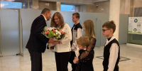 Александр Дрозденко подарил новые велосипеды семье Андреевых - Online47.Ru