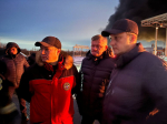 После атаки беспилотников в Энгельсе полыхает предприятие