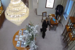 Кража колец из салона в "Гранд Отеле Европа" в Петербурге попала на видео – "отца" догнали в Подмосковье 