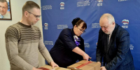 Подарки от жителей Лодейнопольского района для наших защитников - Единая Россия