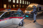 В Петербурге росгвардейцы и полицейские задерживали в ПВС условных преступников