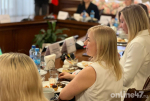 Губернатор Ленобласти поблагодарил женщин-предпринимателей за поддержку участников СВО
