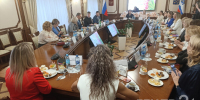 Александр Дрозденко поручил увеличить компенсацию затрат на частные детсады - ЛенТВ24