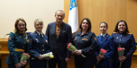 В Правительстве Ленобласти поздравили сотрудниц силовых ведомств с наступающим 8 Марта - Online47.Ru