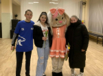 Дмитрий Шубин поздравил девушек с праздником