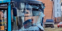 "Стало плохо водителю". В Пушкине столкнулись автобусы с пассажирами, есть пострадавшие - 47 новостей