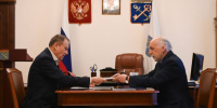 Александр Дрозденко принял доклад уполномоченного по правам человека в Ленинградской области Сергея Шабанова - Online47.Ru