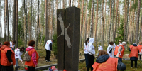 Выборгские волонтеры навели порядок на воинском захоронении 1940-го года - Online47.Ru