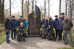 Леноблпожспас почтил память павших коллег в Кировске и провел субботник