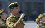 В Петербурге на Дворцовой площади проходит парад Победы
