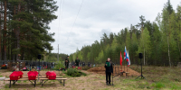 В поселке Кузьминское предали земле останки 28 красноармейцев - 47Channel.Ru