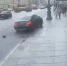 Видео: В Петербурге легковушка влетела в столб на Невском проспекте. Обломки полетели в пешеходов - 47 новостей