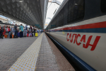С «Сапсана» в Петербурге сняли девушку-зацепера