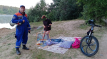 Спасатели вывели из леса в Кировском районе девочку-подростка