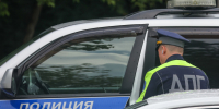 В Петербурге со стрельбой задерживали неадеквата, избившего престарелую мать – пуля случайно попала в женщину - 47 новостей