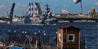 В Кремле объяснили причины отмены парада ВМФ в Санкт-Петербурге - Online47.Ru