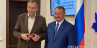 Александр Дрозденко получил удостоверение кандидата на пост губернатора Ленобласти - ЛенТВ24
