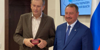 Александр Дрозденко получил удостоверение кандидата на пост губернатора Ленобласти - Единая Россия