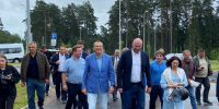 Дрозденко осмотрел новостройки для переселенцев из аварийного жилья в Луге - ЛенТВ24