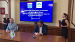 Ленобласть и "Росагролизинг" договорились о поддержке аграриев техникой