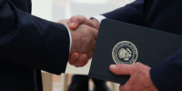 “Дух взаимопонимания и дружбы”. Какие три сценария встречи Путина и Трампа представил ChatGPT - 47 новостей