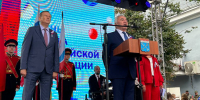 Сергей Бебенин: Наш триколор — символ надежности, мира и могущества - Online47.Ru