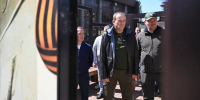 Александр Дрозденко поздравил подшефный Енакиево с Днем города - ЛенТВ24
