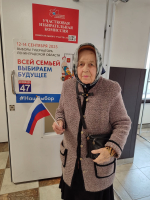 Ветеран из Сланцев проголосовала на губернаторских выборах