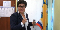 Людмила Нещадим проголосовала на выборах губернатора Ленинградской области - Online47.Ru
