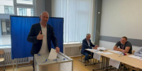 Дмитрий Рытов проголосовал на выборах губернатора Ленобласти - Online47.Ru