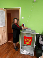 Сотрудники системы образования Ленобласти активно голосуют на губернаторских выборах