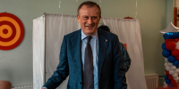Александр Дрозденко, Анна Данилюк, Сергей Яхнюк проголосовали на выборах губернатора Ленобласти - Единая Россия