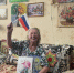 В Сясьстрое 90-летняя избирательница подарила членам УИК свои рисунки и теплые пожелания - Online47.Ru