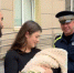 В Петербурге полицейские помогли рожающей девушке вовремя добраться до больницы - Online47.Ru