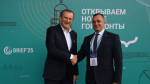 Александр Дрозденко провел международные встречи и представил программу развития Ленобласти