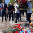У мемориала «Разорванное кольцо» встретили 83-ю годовщину со дня прорыва энергоблокады Ленинграда - ЛенТВ24