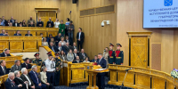 В Доме правительства Ленобласти началась церемония вступления Александра Дрозденко в должность губернатора - Online47.Ru
