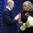 Путин наградил учителя химии из Тихвина. На сцене она сказала, в чем счастье - 47 новостей