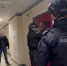 В Петербурге задержаны иностранцы-члены ОПГ, под видом полиции грабившие горожан - Online47.Ru
