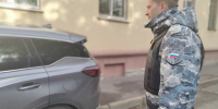 Должник заплатил алименты после ограничения в специальном праве - УФССП ЛО