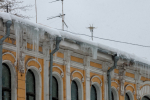 В Петербурге нейросеть следит за сосульками и снегом на крышах