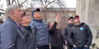 Александр Дрозденко проверил ход работ по благоустройству  школы-интерната №2 в Енакиево - Online47.Ru