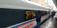 Остановившийся поезд на станции Рябово задержал в пути "Сапсаны" - 47 новостей