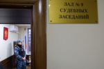 Не обидеть покупателей. В Петербурге актеру из "Улиц разбитых фонарей" вернули похищенное мошенниками, но с условиями